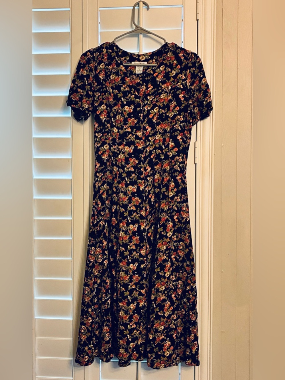 Express Black Floral Midi Dress with Red and Green Blooms